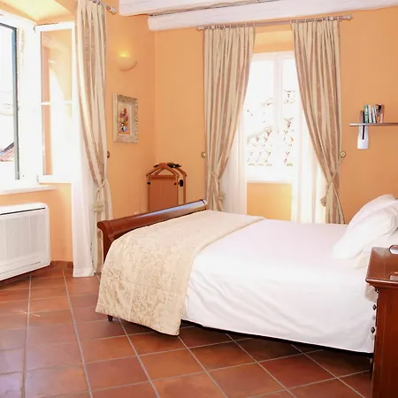 The Secret Apartamento *