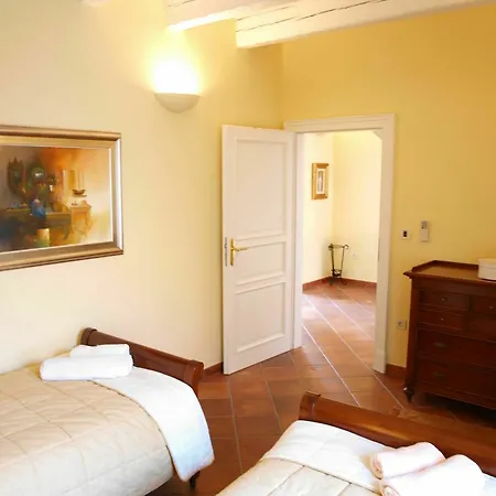 The Secret Apartamento